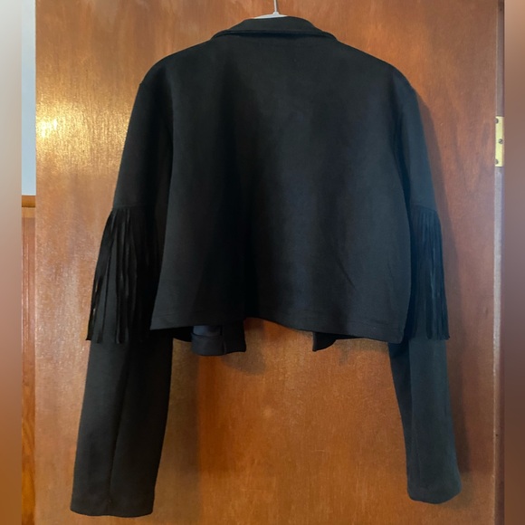 Francesca’s black fringe jacket - Picture 2 of 2